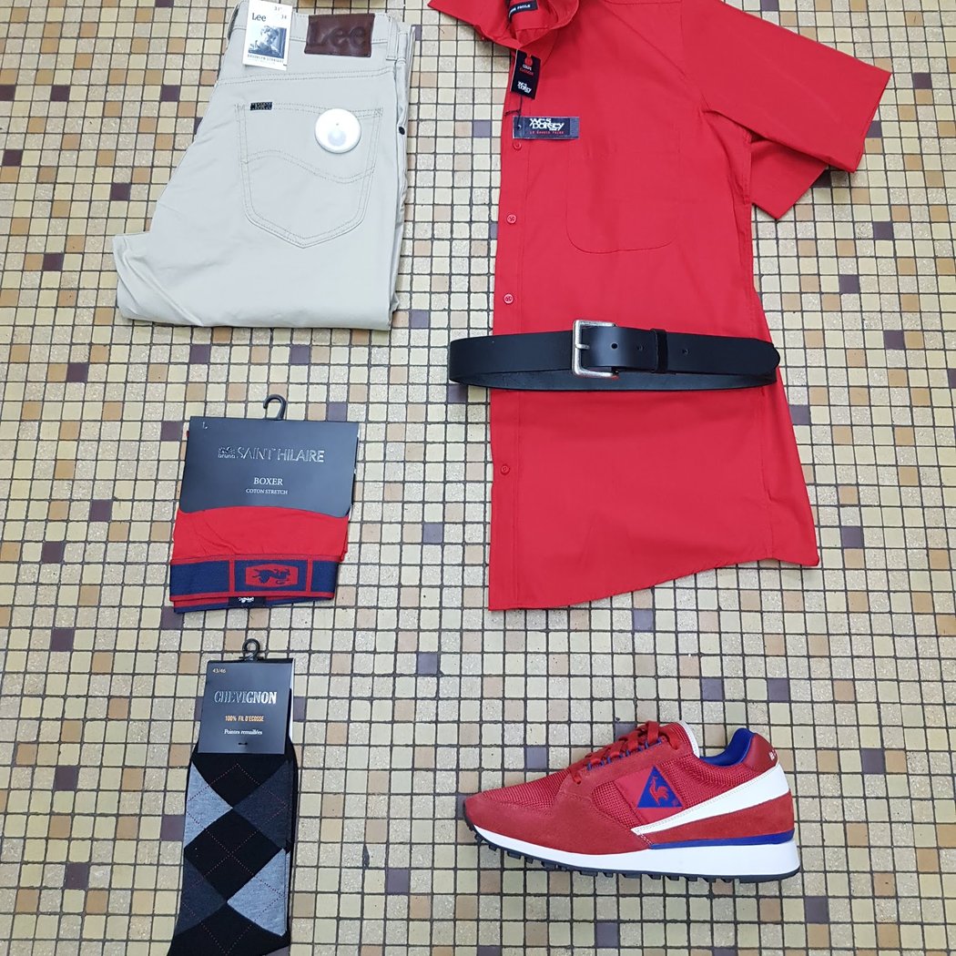 Adolphe vêtements chaussures 1